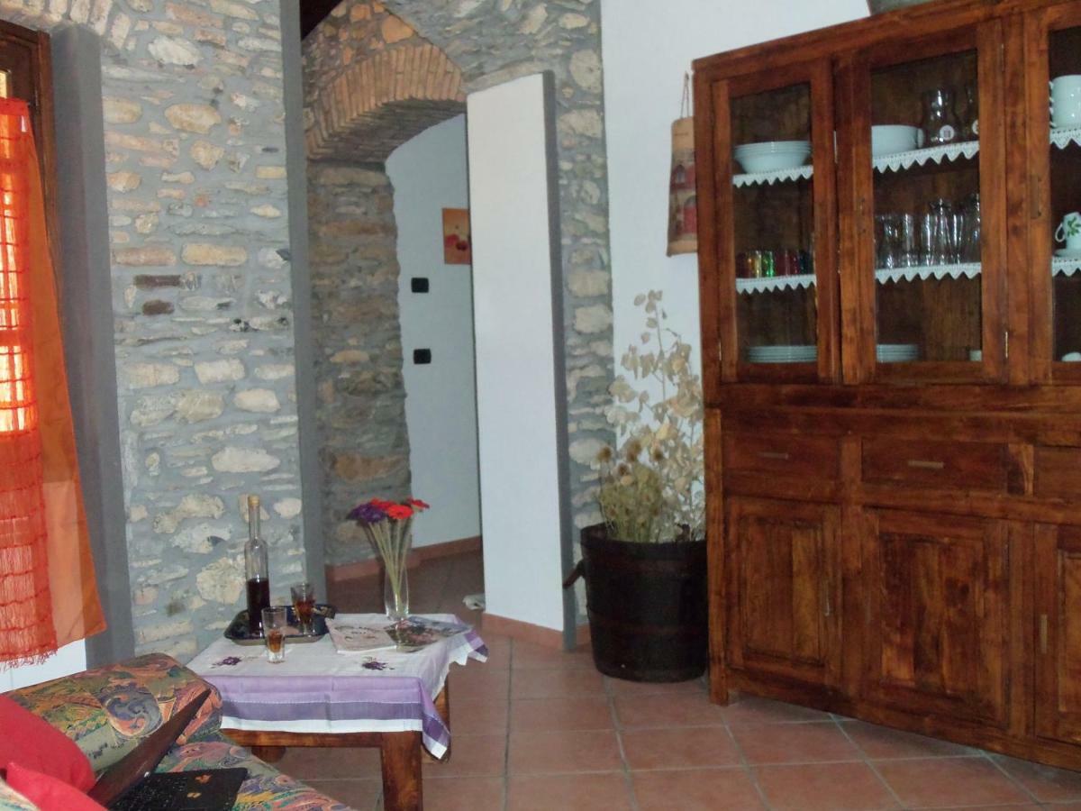 Agriturismo A Veggia Vigna Villa Garlenda Buitenkant foto